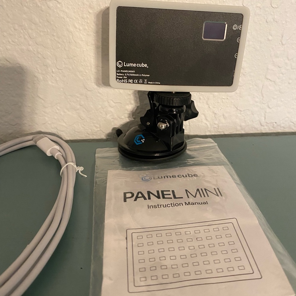 Lume cube panel mini